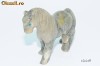Suvenir bibelou in forma de PONEI sculptat manual din 305 carate pietre naturale QUARTZ