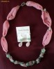 Set HANDMADE colier si cercei din quartz roz, aventurin si matase naturala asortata. Super oferta de Pasti !!!