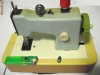 masina de cusut vintage jucarie comunist Rodica miniatura anii 70 de colectie veche functionala