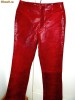 Pantaloni de piele rosii