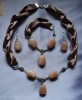 Set HANDMADE 100%, cu calcedonie alcatuit din colier, bratara si cercei