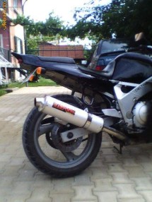 fzr 600, 400 3he 3rg model 89-93 roata spate completa
