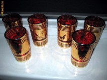 Set de 6 pahare din sticla rosie cu auriu avand desen car cu cai foto