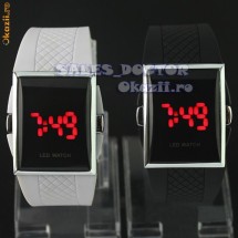 Super ceas led-uri retro '70! Negru si alb, unisex.