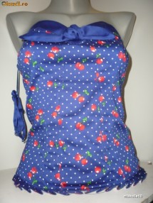 BERSHKA Top/corset model cirese marimea M sau L
