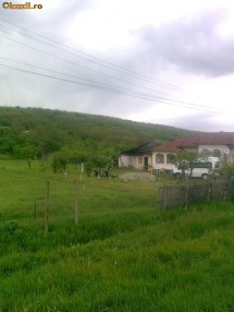 Pentru iubitorii de spatiu-Casa si teren la Dn7 Leordeni-Valea Mare