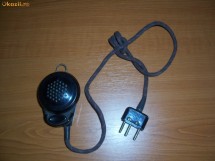 MICROFON CU BUTON , MODEL VECHI . foto