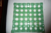 FRUCTIERA DEOSEBITA DIN STICLA VERDE foto