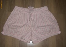 Pantaloni scurti- tip gogosar- Okaidi 14 ani foto