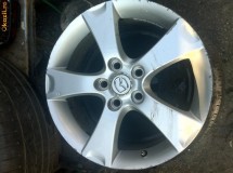 vand o janta de mazda pe 17