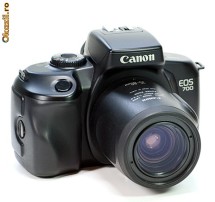 CANON EOS 700