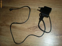 Cablu date Usb - mini Usb + incarcator pentru priza cu adaptor Usb foto