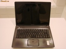 NOTEBOOK LAPTOP HP COMPAQ PRESARIO F700 pentru piese !!! foto