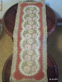 broderie in fir de argint, tesatura veche
