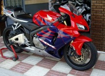 Vand piese / dezmembrez Honda CBR 600 RR 2003 2004 2005 2006 necazuta /  fara accident foto