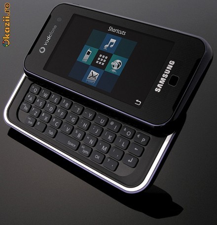 Samsung SGH-700 foto mare