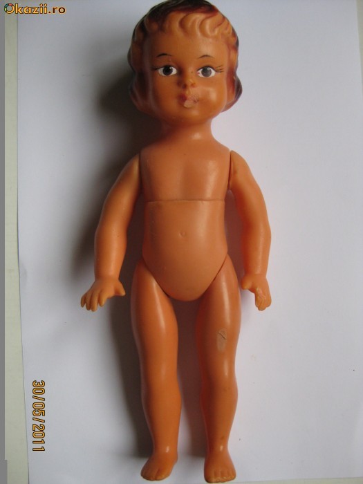 PAPUSA DE COLECTIE MARCA ARADEANCA DIN ANII 70 foto mare