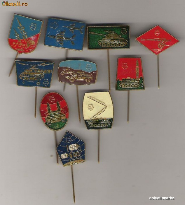 lot insigne militare ungurest-10 buc-avioane ,rachete,tancuri,tunuri foto mare