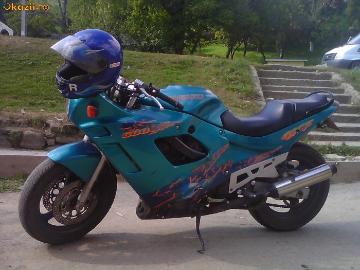 Motocicleta suzuki pret