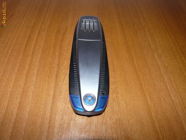 Telefon masina mercedes foto mare