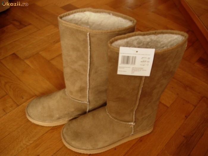 Cizme tip UGG foto mare
