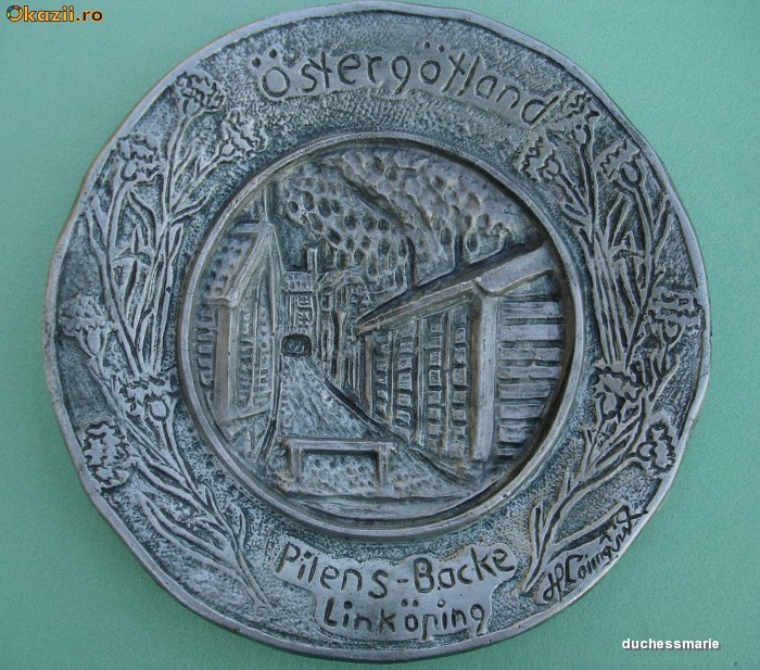 Superba farfurie decorativa metalica foto mare