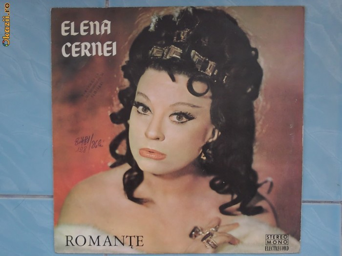 Elena Cernei-Romante foto mare