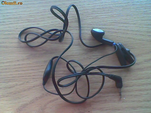 Hands-free Motorola si Nokia foto mare