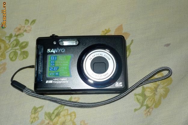 CAMERA FOTO SANYO 8.1M DISPLAY SPART Schimb cu Jocuri sau Accesorii Xbox360 foto mare