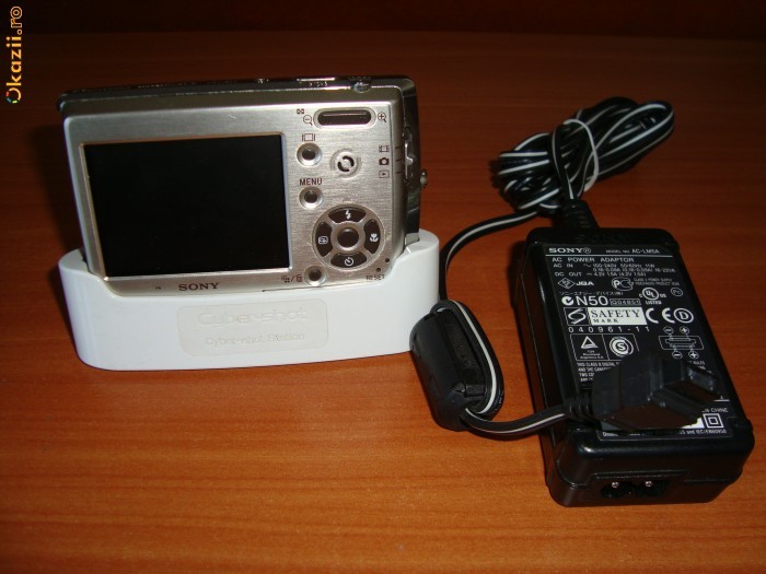 Incarcator (charger) + docking station Sony dsc-t3 t33 foto mare