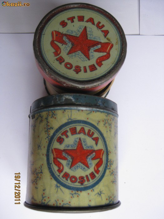 CUTIE DE COLECTIE PENTRU CARTUSE FABRICATE LA STEAUA ROSIE IN 1948 foto mare