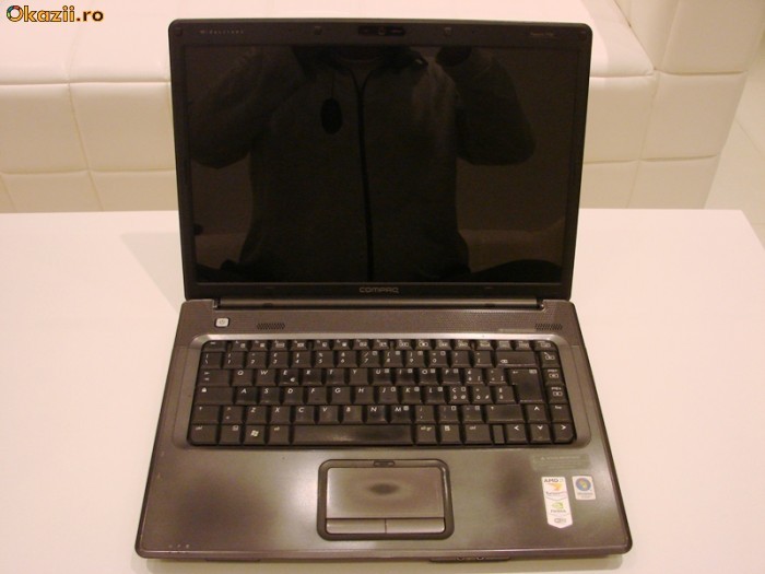 NOTEBOOK LAPTOP HP COMPAQ PRESARIO F700 pentru piese !!! foto mare