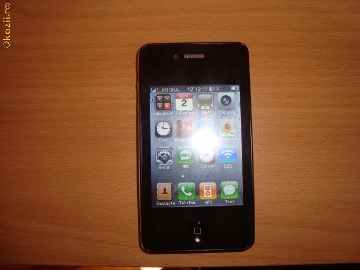 VAND REPLICA IPHONE 4 DUAL SIM foto mare