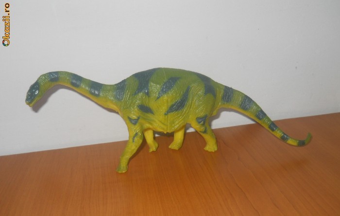 dinozaur - CAMARASAURUS, din plastic moale foto mare