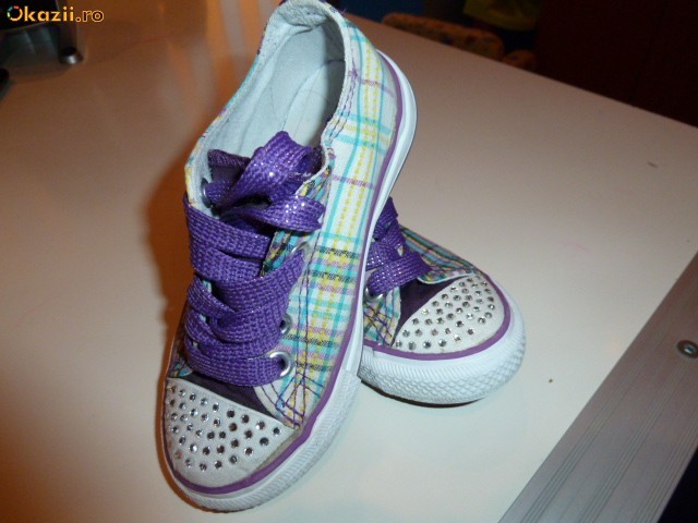 Pantofi sport fetite masura 26 sau 15 cm foto mare