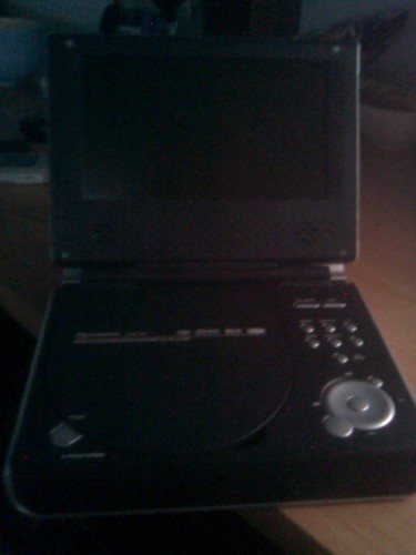 DVD PLAYER PORTABIL SCHNEIDER foto mare