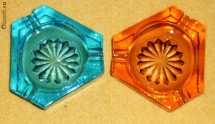 Scrumiera din sticla colorata foto