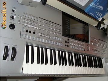 Vand  Yamaha Tyros 1 pret 1200 euro foto mare