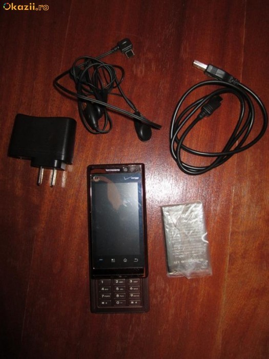 Vand telefon chinezarie copie dupa Motorola Verizon foto mare Vand telefon chinezarie copie dupa Motorola Verizon foto mare