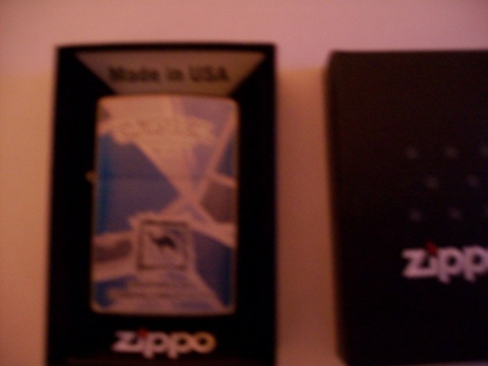Bricheta Zippo Camel foto mare Bricheta Zippo Camel foto mare