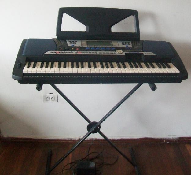 Yamaha psr 540 orga (floppy),profi impecabila REDUCERE URGENT! foto mare Yamaha psr 540 orga (floppy),profi impecabila REDUCERE URGENT! foto mare